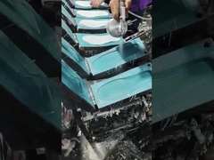 चीनी कारखाने में इनसोल के लिए रिलीज़ एजेंट की उत्पादन प्रक्रिया की तस्वीर ली गई है